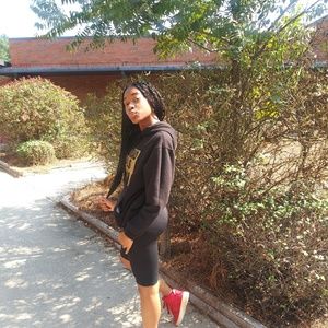 Meet your Posher, Sydney